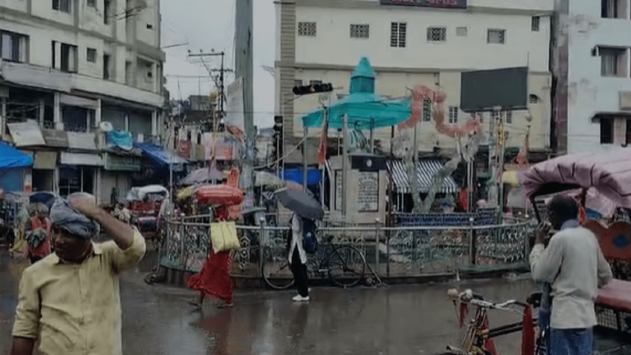 बिहार: बारिश के बाद झूम उठे लोग, उमस से मिली राहत, तस्वीरों में देखिए भागलपुर का नजारा..