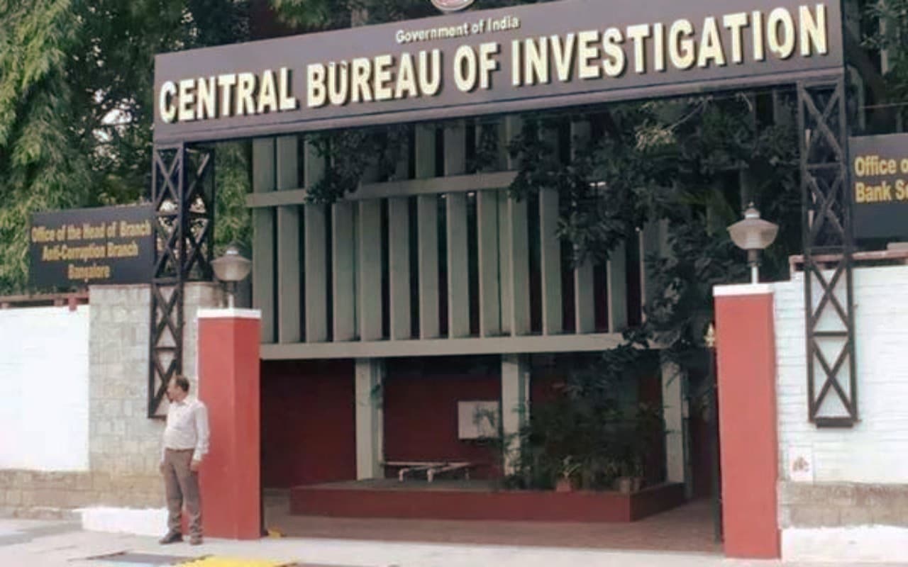 दिल्ली: CBI चीफ के लिए 3 नामों का चयन,  इस IPS अफसर के नाम पर सबसे ज्यादा चर्चा