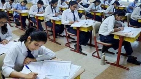 रांची : सरकारी विद्यालयों में 20 से होगी अर्द्धवार्षिक परीक्षा, जिलों को भेजी गयी परीक्षा सामग्री