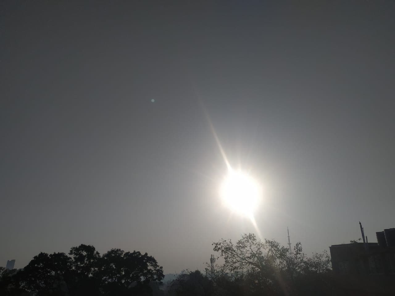 Weather Forecast Today LIVE Updates :  यहां पारा शून्य से नीचे,अब बरपेगा ठंड का कहर, दिल्ली की वायु गुणवत्ता में सुधार, पश्चिमी विक्षोभ का असर झारखंड पर भी, जानें बिहार-यूपी सहित अन्य राज्यों के मौसम का हाल