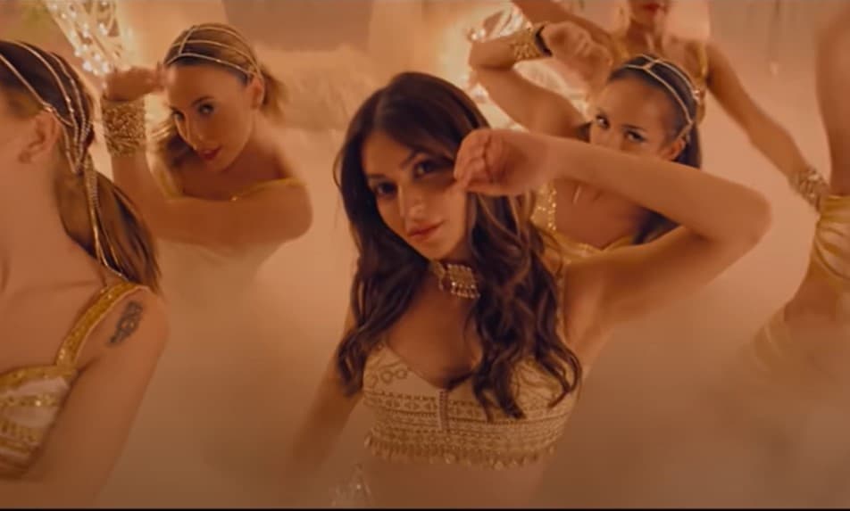 ’14 Phere’ का पार्टी सॉन्ग ‘चमक’ हुआ रिलीज, कृति-गौहर का डांस आपको भी थिरकने पर करेगा मजबूर, VIDEO