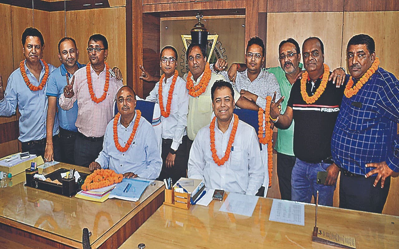 Jharkhand Chamber: हो-हंगामा के बीच झारखंड चेंबर के पदाधिकारियों का हुआ चयन, जानें कौन-कौन बने अध्यक्ष