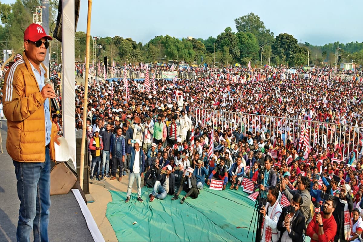 चमरा लिंडा ने अपनी ही सरकार पर साधा निशाना, कहा- हाशिये पर आदिवासी, 3 साल में नहीं उठाया गया ठोस कदम