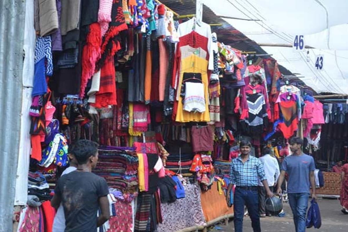 Winter Shopping: इस विंटर सीजन करनी है ब्रांडेड गर्म कपड़ों की शॉपिंग, तो दिल्ली के इन मार्केट्स में चले जाइए