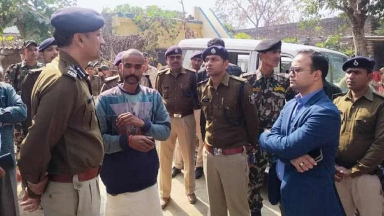 बिहार: मुबारकपुर कांड में 57 लोगों पर FIR, पुलिस ने 12 को हिरासत में लिया, ड्रोन से हो रही इलाके की निगरानी