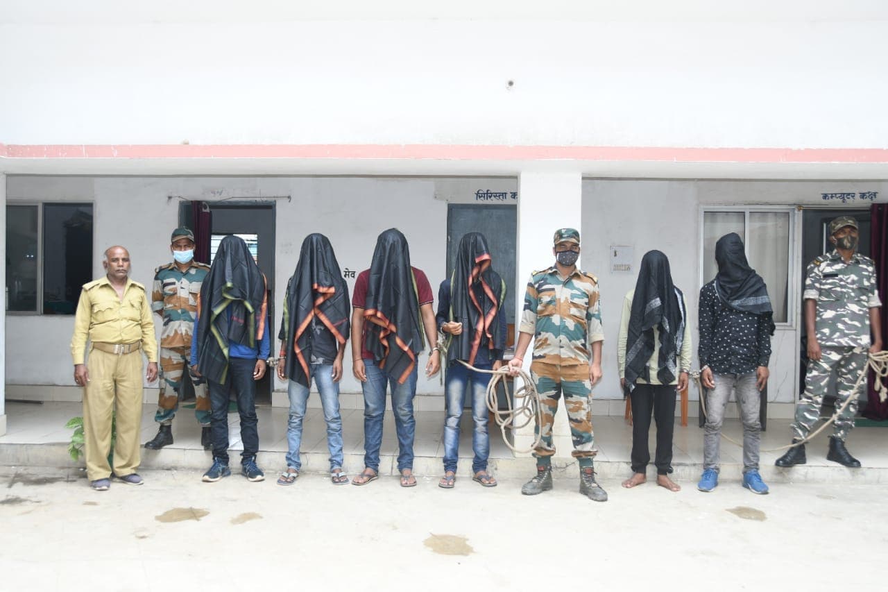 झारखंड में कोयलांचल के गैंगस्टर अमन साहू को बड़ा झटका, हथियार के साथ छह अपराधी गिरफ्तार