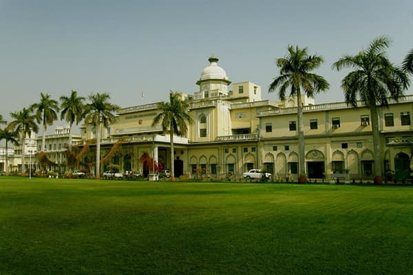 UP News: यूपी में 490 करोड़ रुपए के निवेश से बदलेगी ऐतिहासिक धरोहरों की सूरत