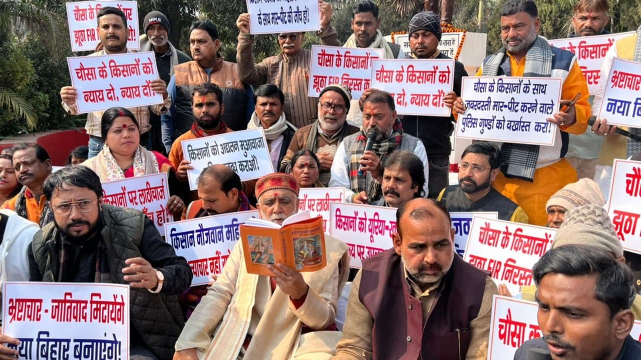 पटना में धरना पर बैठे भाजपा के दिग्गज नेता, जानिये सांसद अश्विनी चौबे के मौन उपवास की वजह…