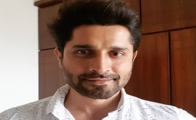 एकता कपूर के पॉपुलर शो 'कसौटी जिंदगी की' फेम एक्टर प्राचीन चौहान को मिली जमानत, छेड़छाड़ के आरोप में हुए थे गिरफ्तार