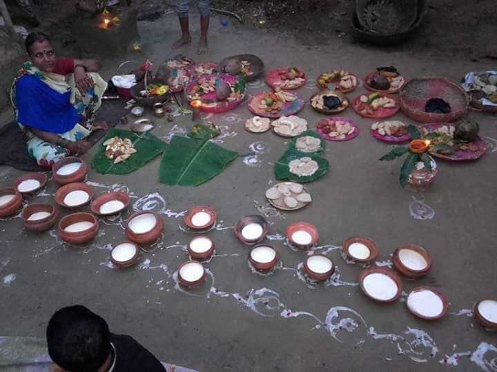 Chaurchan 2021 : मिथिला में आज दिखेगा चौरचन का चांद, जानिये क्यों बनी कलंकित चांद पूजने की लोक परंपरा