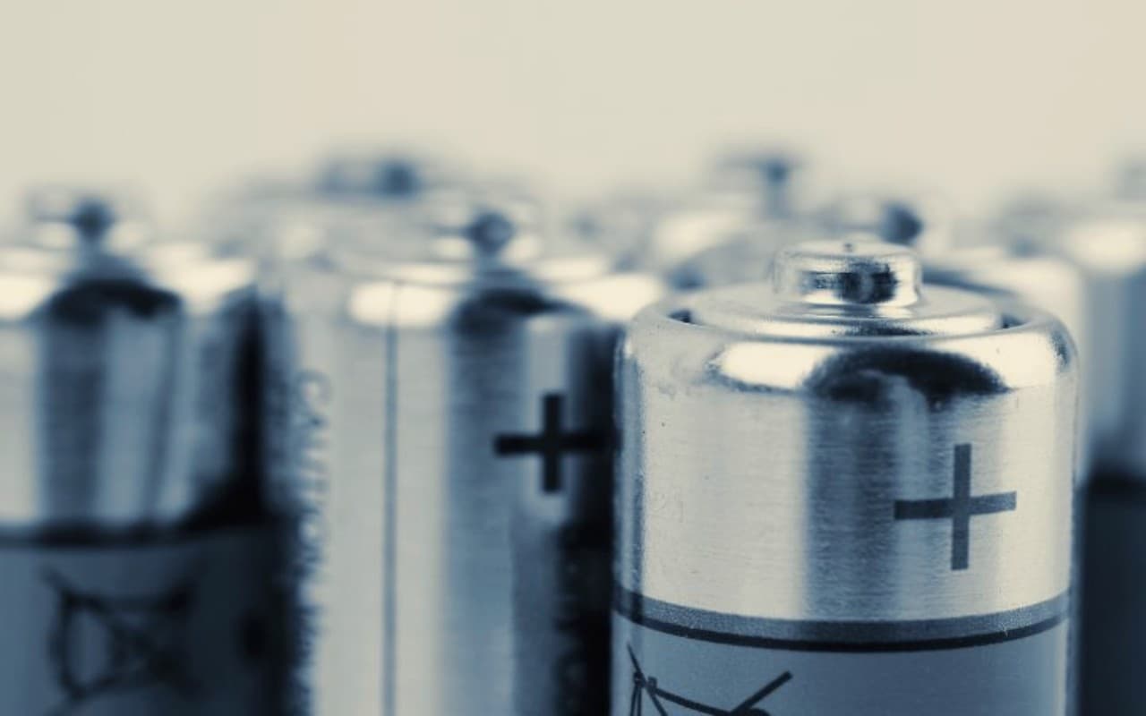 Good News: भरत में भी बनेंगी एडवांस्ड केमिकल बैटरीज, जानें क्या है लेटेस्ट अपडेट