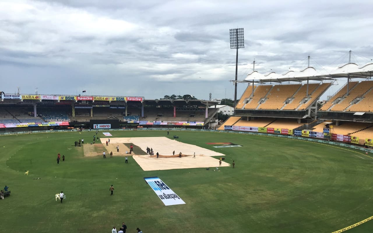 CSK vs MI Weather: क्या बारिश में धुल जाएगा एल क्लासिको मुकाबला? जानिए कैसा है चेन्नई के मौसम का हाल