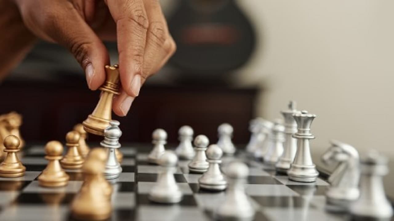 Oldest Games of India: भारत के सबसे पुराने खेलों में से एक 'शतरंज', जानें रोचक इतिहास और खेल के नियम