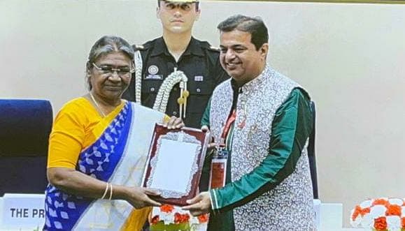 संगीत नाट्य अकादमी अवार्ड से सम्मानित हुए बांसुरी वादक पंडित चेतन जोशी, बोकारो से है खास नाता