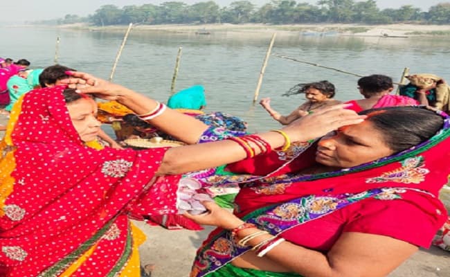 Chhath Puja 2020 Date and Time: नहाय-खाय से छठ महापर्व शुरू, आज से 36 घंटे का निर्जला उपवास