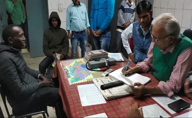 केन्या से छपरा पहुंचे थे दो एथलीट, कोरोना मरीज समझ लोगों ने थाने पहुंचाया