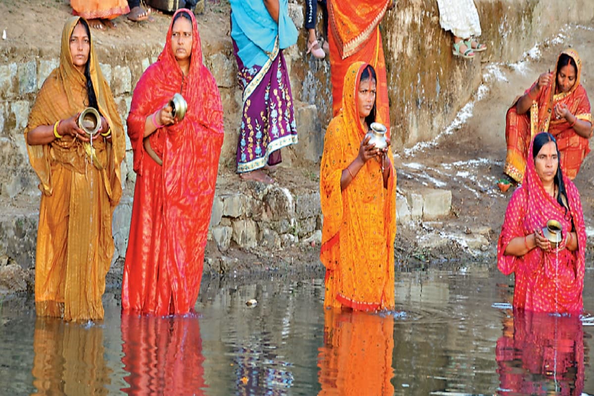 रांची के प्रमुख छठ घाटों पर क्या है खास इंतजाम, कहीं भजन संध्या का आयोजन तो कहीं लगेगा जांच शिविर