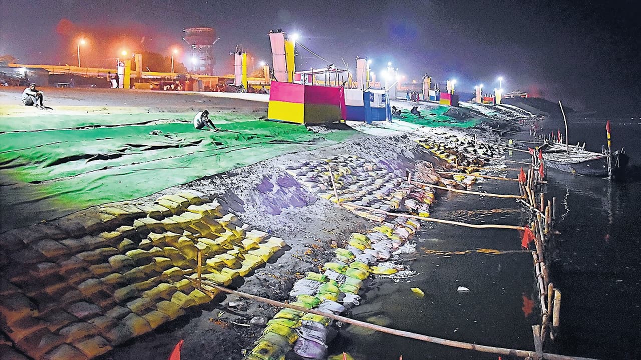 Chhath Puja 2022 : गंगा पथ से घाट तक का रास्ता हुआ तैयार, इन नौ घाटों पर पूजा करने में होगी सुविधा
