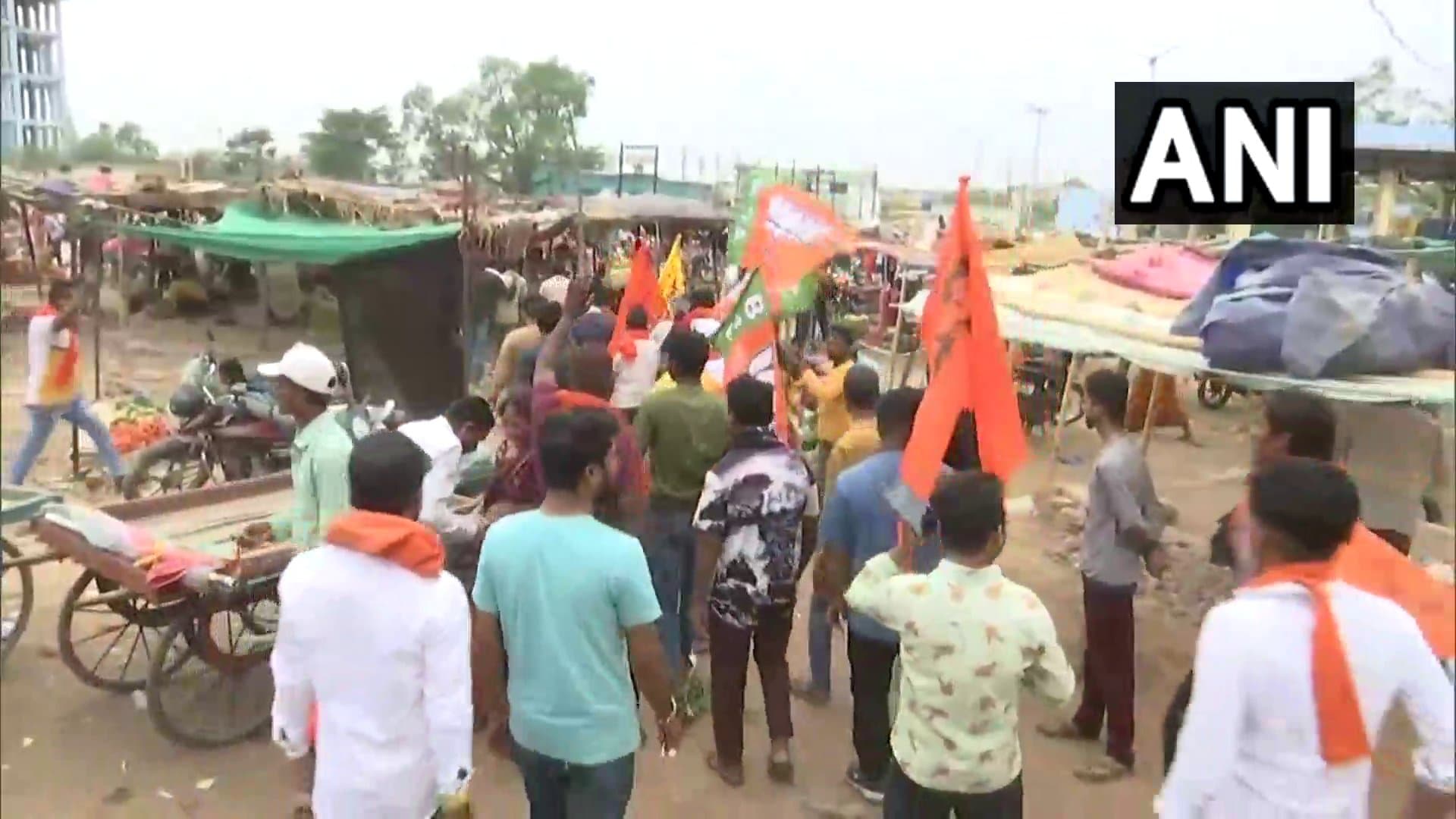 Chhattisgarh Bandh: छत्तीसगढ़ बंद असरदार, सड़क पर उतरे हिंदू संगठन के लोग, बस में तोड़फोड़