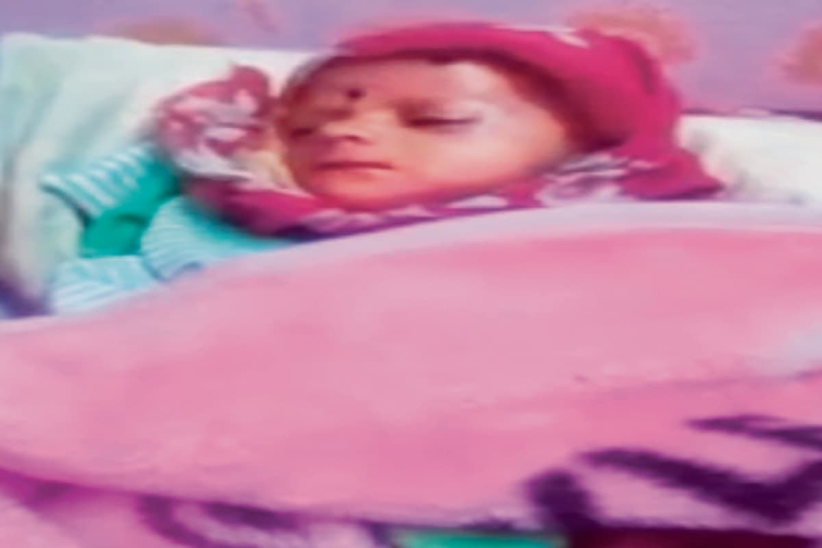 Jharkhand News: महज 20 हजार रुपये के एवज में बेच दिया दूधमुंहे बच्चे को, जानें क्या है मामला