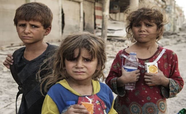 Corona Impact : कोरोना वायरस महामारी 2020 के अंत तक 8.6 करोड़ बच्चों को गरीबी में धकेल सकती है: रिपोर्ट