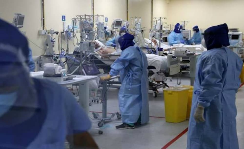 रिसर्च का दावा : मास्क और सोशल डिस्टेंसिंग से देश में दो लाख मौतों को किया जा सकता है कम