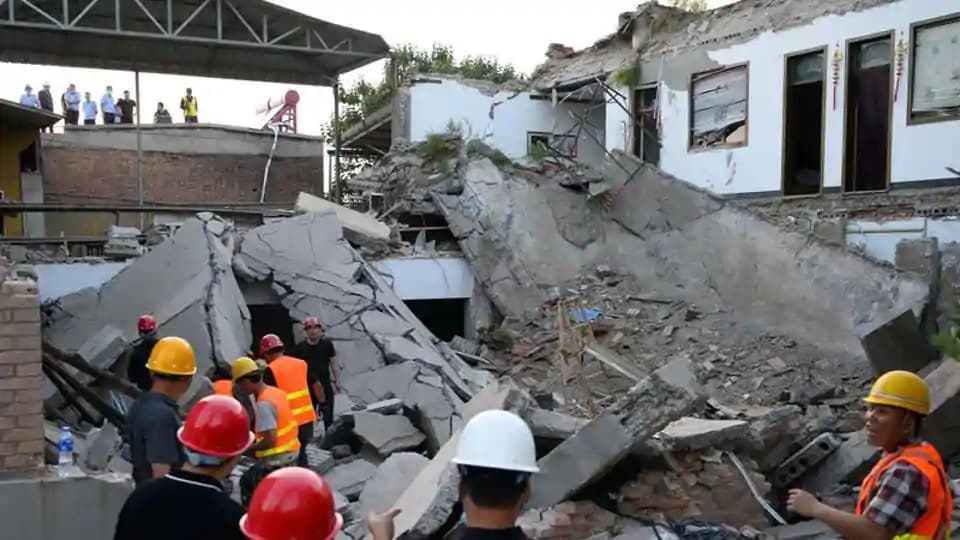 चीन में बर्थ-डे पार्टी के दौरान अचानक ढह गया रेस्तरां, 29 लोगों की हुई मौत