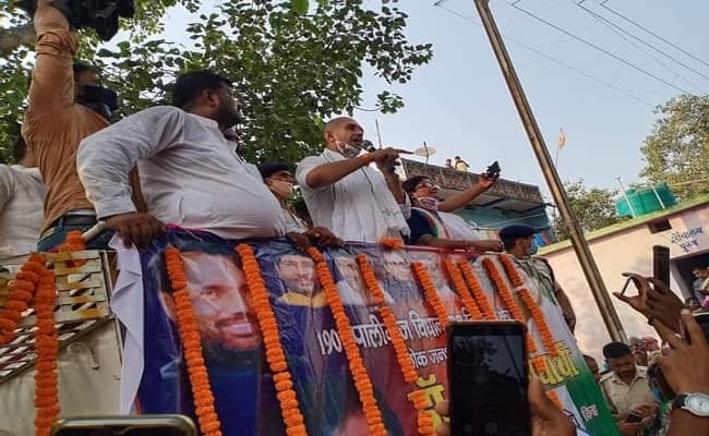 बिहार चुनाव 2020 : पालीगंज में चिराग पासवान का रोड शो, बोले- जदयू नेताओं से मांगे 5 साल का हिसाब