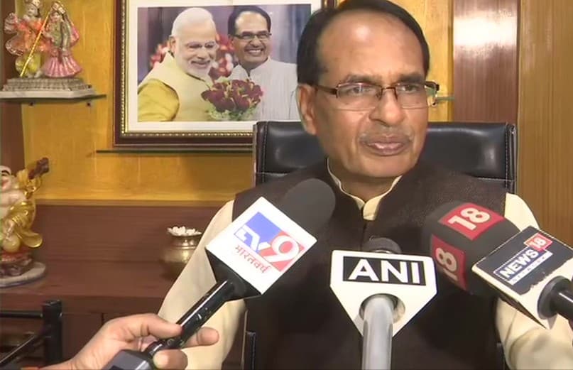 रणछोड़ दास बन गई है कमलनाथ की सरकार, शिवराज सिंह चौहान ने कांग्रेस पर किया हमला