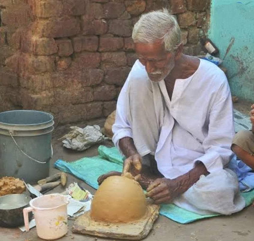 छऊ नृत्य का मुखौटा बनाने वाले कलाकार विश्वनाथ साहू का निधन