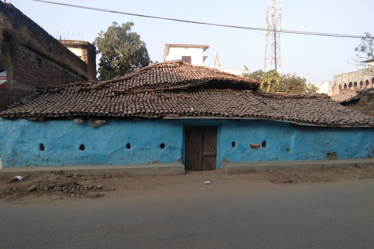 Jharkhand Village Story: झारखंड का एक गांव, जहां अपराधियों की हथकड़ी खोल देते थे अंग्रेज