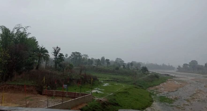 ‍Bihar: कैमूर में तेज बारिश के साथ गिरी आफत की बिजली, आधा दर्जन महिलाएं झुलसीं