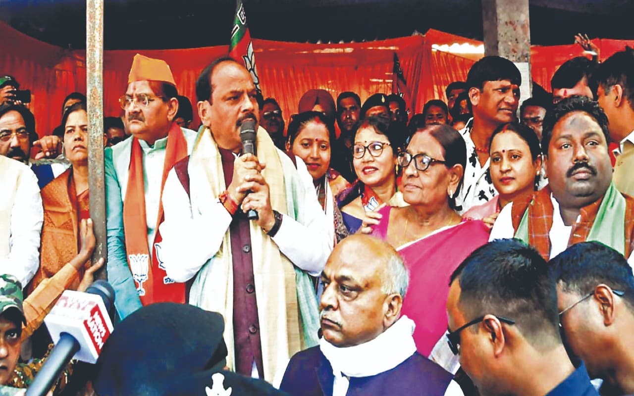 ‘हेमंत हटाओ, झारखंड बचाओ’ जन आक्रोश रैली में पूर्व सीएम रघुवर दास ने की आरोपों की बौछार, कही यह बात