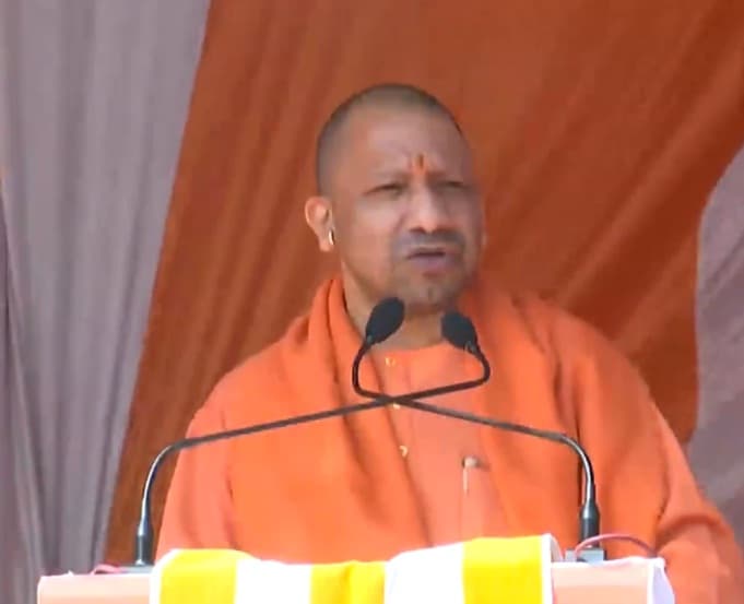 UP Election 2022: सीएम योगी का सपा पर हमला, बोले- मैं गन्ना की बात करता हूं तो ये जिन्ना की बात करते हैं