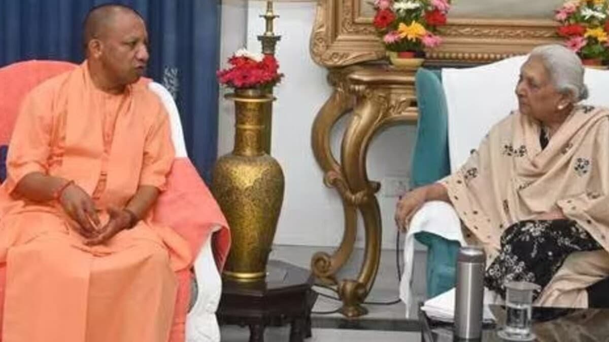 UP News: सीएम योगी ने की राज्यपाल आनंदीबेन से मुलाकात, 10 नवंबर को कैबिनेट विस्तार तय, जानें कौन बनेगा मंत्री