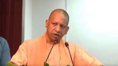 Independence Day 2023: सीएम योगी आदित्यनाथ बोले- हर नागरिक विकसित भारत के लिए अपने स्तर पर दे योगदान