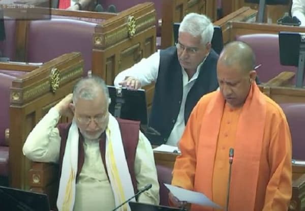 UP Assembly Winter Session: सीएम योगी ने मुलायम को किया याद, कहा- राजनीति के संघर्षशील युग का हुआ अंत