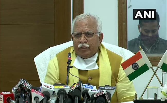 योगी आदित्यनाथ के बाद सीएम खट्टर भी पीछे नहीं, यूपी में 1 तो हरियाणा में 2 फिल्म सिटी बनाने की घोषणा