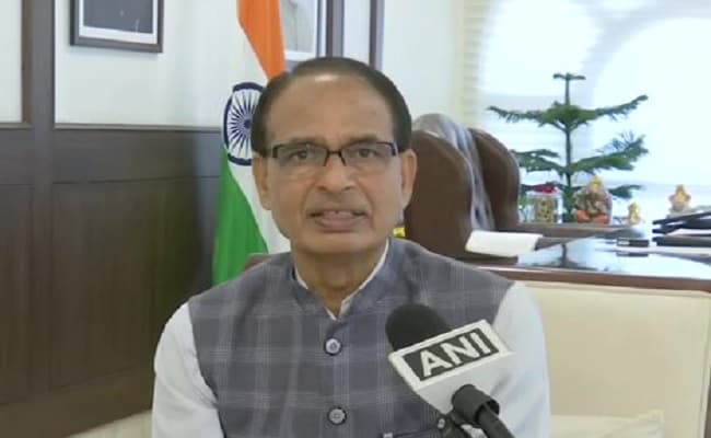 शिवराज सिंह का तंज : राहुल बाबा शर्म करो, वैक्सीन पीएम मोदी नहीं तो क्या आप लगवा रहे हो