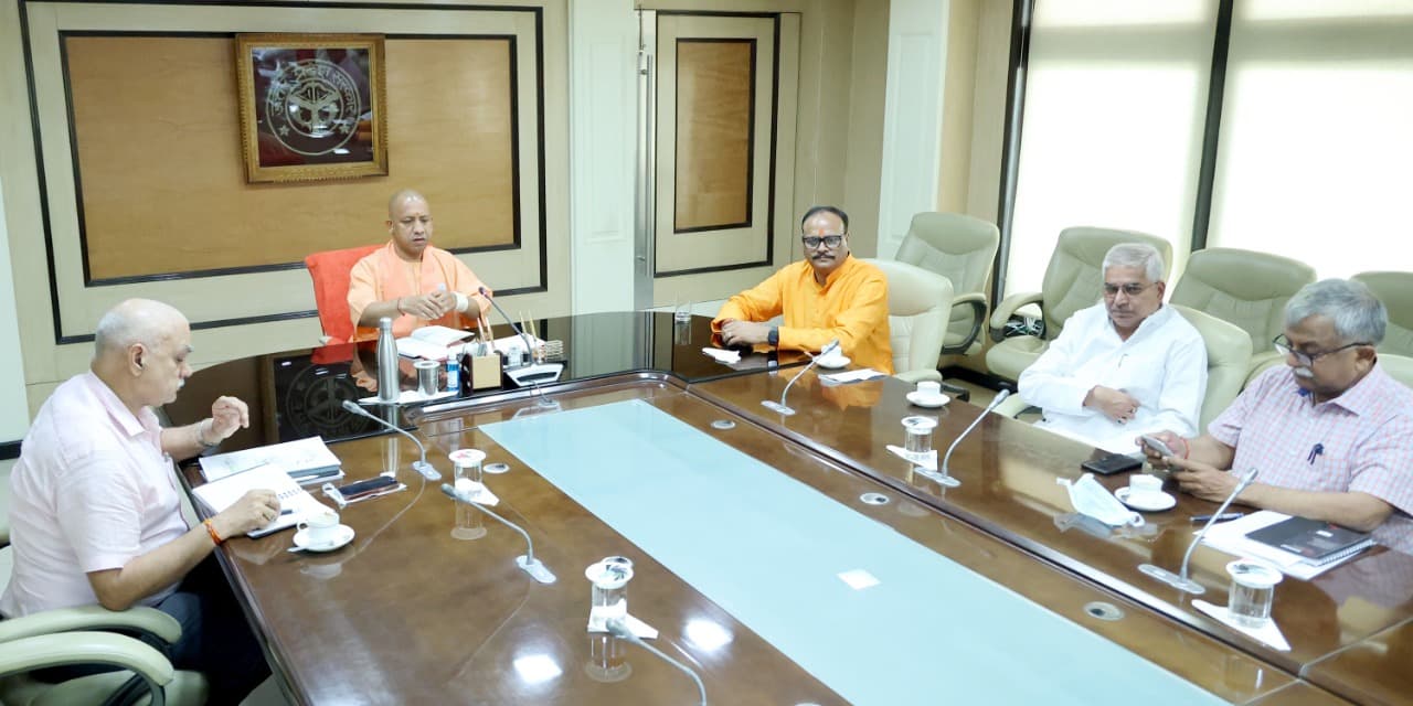 Yogi Government: मंत्रियों व आईएएस-पीसीएस को चल-अचल संपत्ति की करनी होगी घोषणा, सीएम योगी ने दिये निर्देश