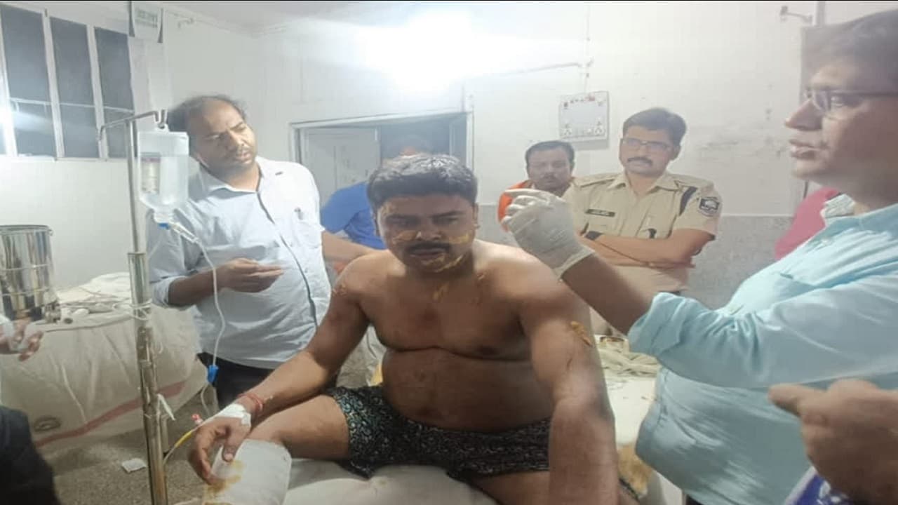 बिहार: बेगूसराय में सीओ के फ्लैट में घुसकर 10 बार मारा चाकू, म्यूटेशन को लेकर हुआ था विवाद