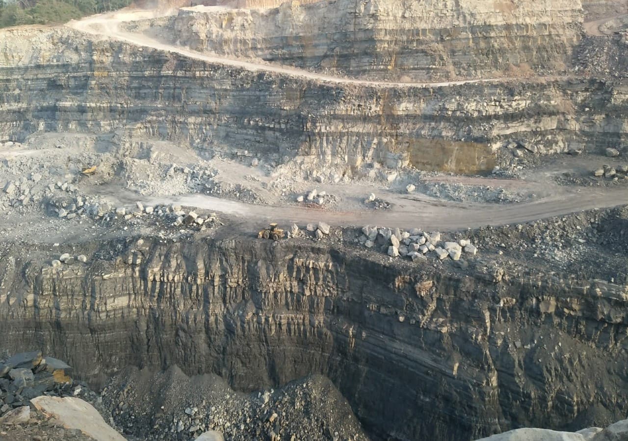 कोल इंडिया की एकमात्र मैनुअल भूमिगत खदान बंद, 197 पीस रेटेड वर्कर को किया गया टाइम रेटेड