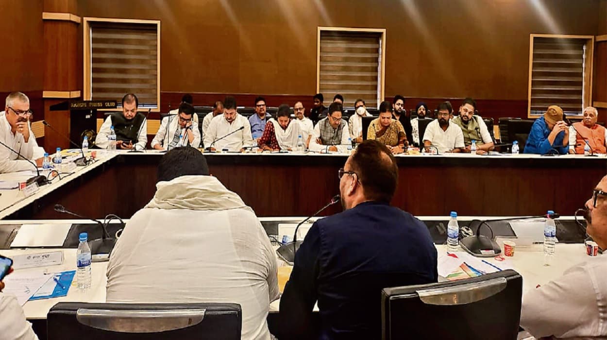 2024 में भाजपा से मिलने वाली चुनौतियों को लेकर झारखंड कांग्रेस गंभीर, तैयार की ऐसी रणनीति