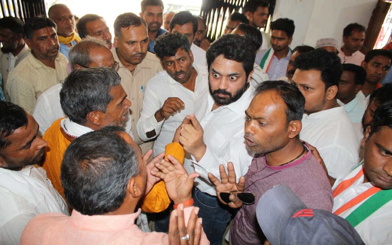 गांधी परिवार के नेतृत्व में कितने भरोसेमंद नेता हुए बागी, आजाद के बाद अब आनंद शर्मा का नाम जुड़ा