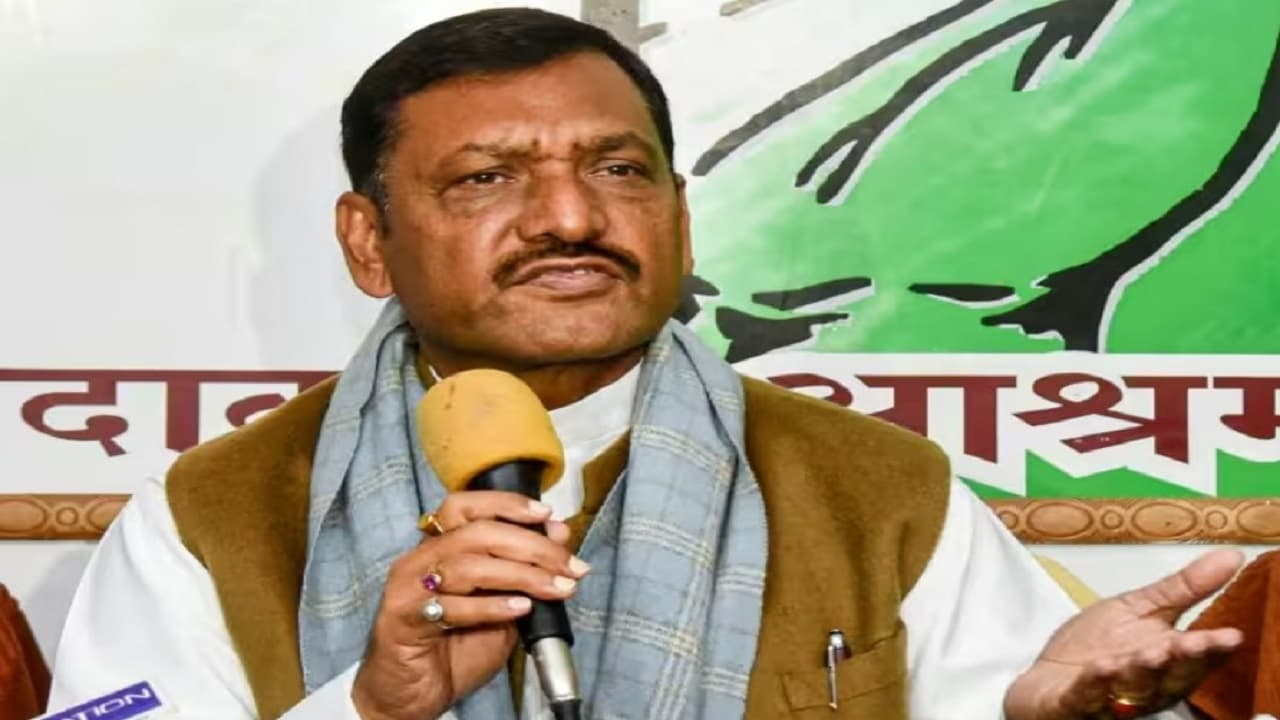 ‍Bihar politics: बिहार में बढ़ी सियासी हलचल, कांग्रेस ने चार मंत्री पद पर ठोका दावा, तेजस्वी को भी दी नसीहत