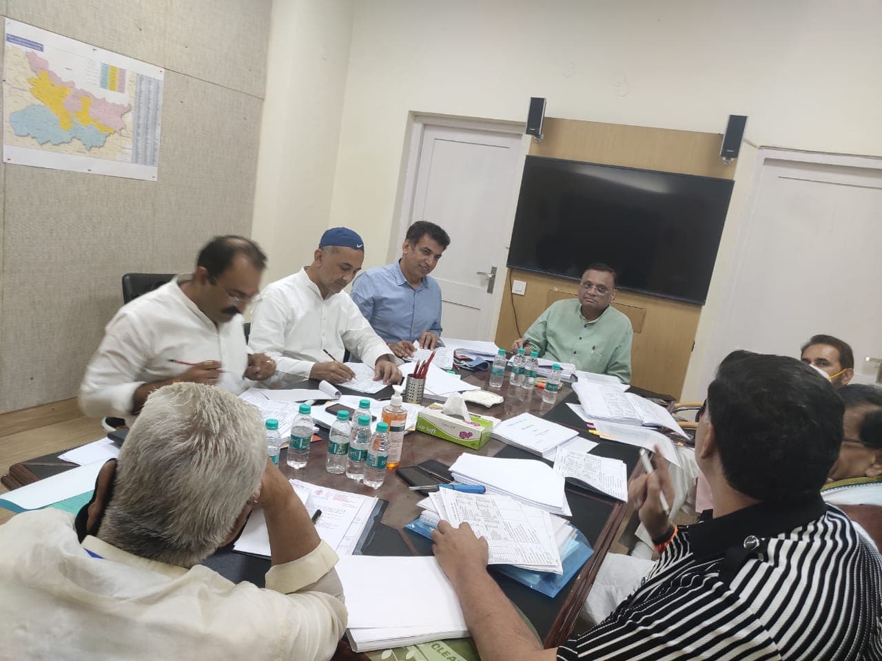 कांग्रेस ने किया उम्मीदवारों का नाम फाइनल ! सदानंद सिंह के बेटे की टिकट पर ‘सस्पेंस’, यहां देखें पूरी 'लिस्ट'