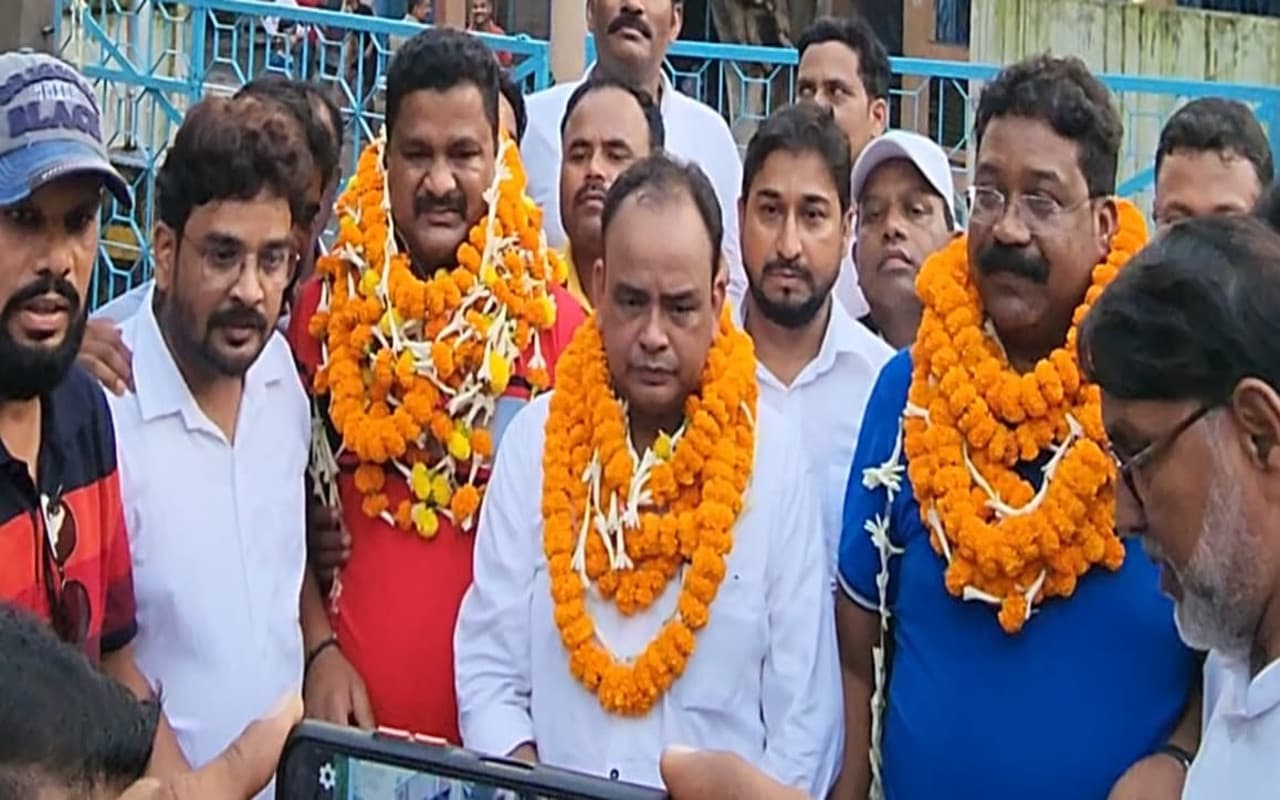 Jharkhand News: कैश कांड में शामिल कांग्रेस के तीन विधायकों को प्रदेश अनुशासन समिति ने दोबारा भेजा नोटिस