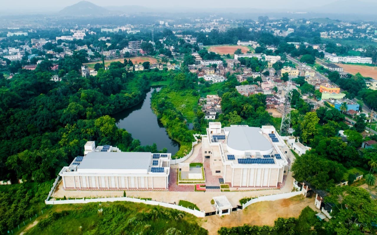 झारखंड का पहला कन्वेंशन सेंटर दुमका में बनकर तैयार, CM हेमंत सोरेन के हाथों होगा लोकार्पण झारखंड का पहला कन्वेंशन सेंटर दुमका में बनकर तैयार, CM हेमंत सोरेन के हाथों होगा लोकार्पण