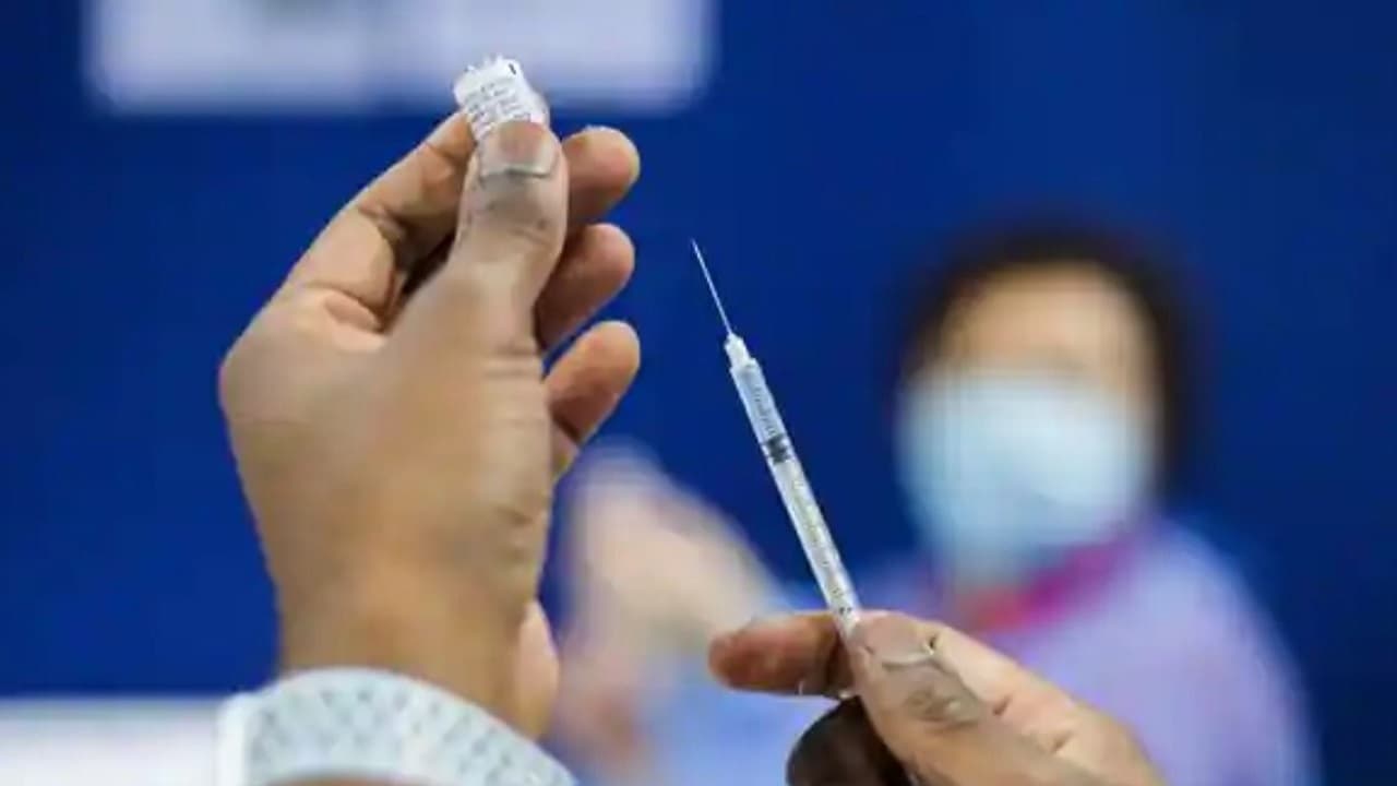 बिहार बोर्ड: मैट्रिक और इंटर परीक्षा में बैठने से पहले लगेगा टीका, करीब 30 लाख परीक्षार्थी होंगे शामिल