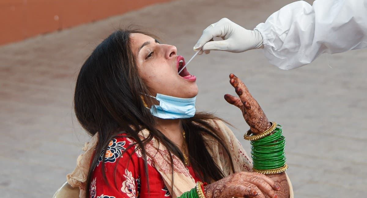 बिहार में कोरोना से 10 साल की बच्ची की मौत, पिछले 24 घंटे में मिले 7 मरीज, अकेले गया में मिले 3 संक्रमित